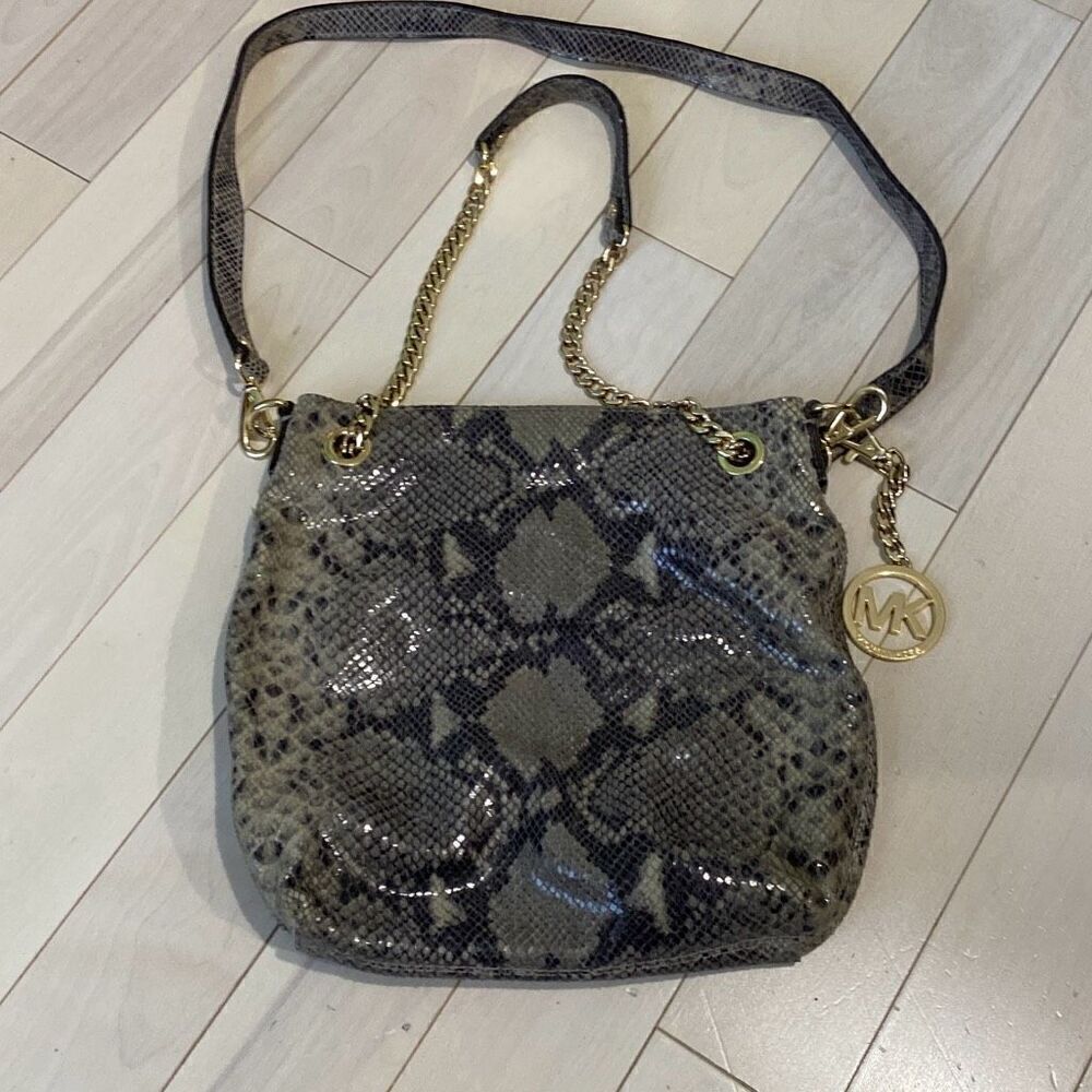 Michael Kors Women's Python Jet Set Chain Medium Shoulder Bag Gray